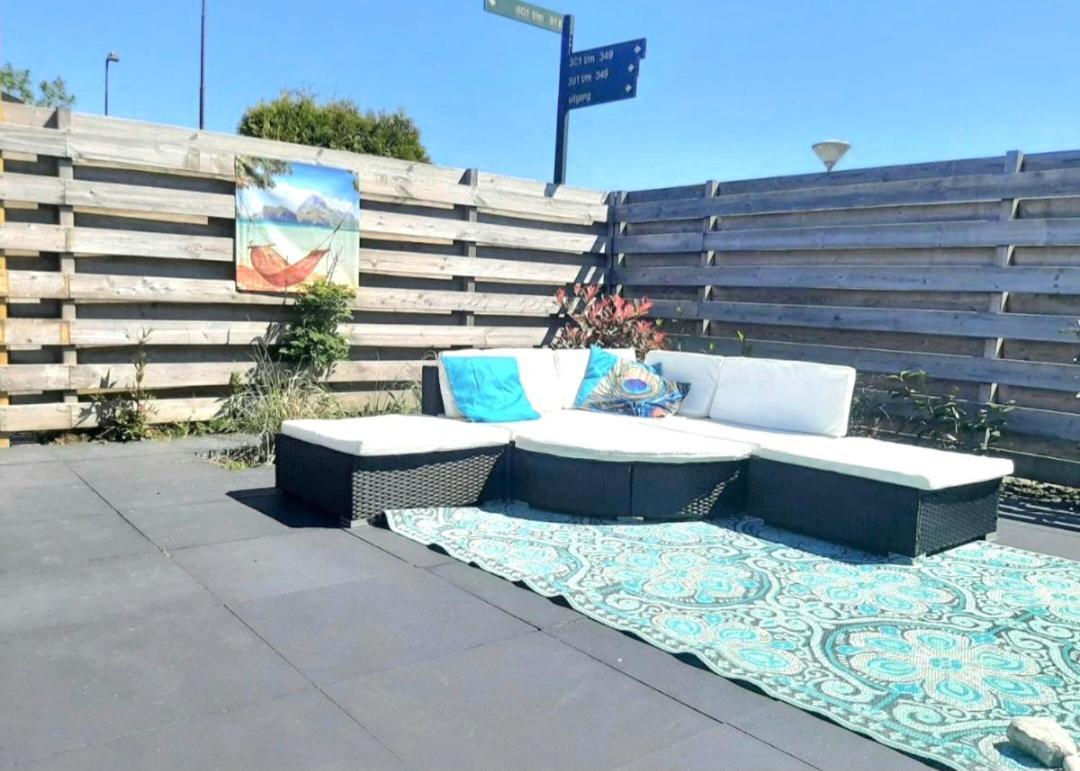 Huisje Britt Met Grote Tuin En Veel Privacy Dirkshorn エクステリア 写真